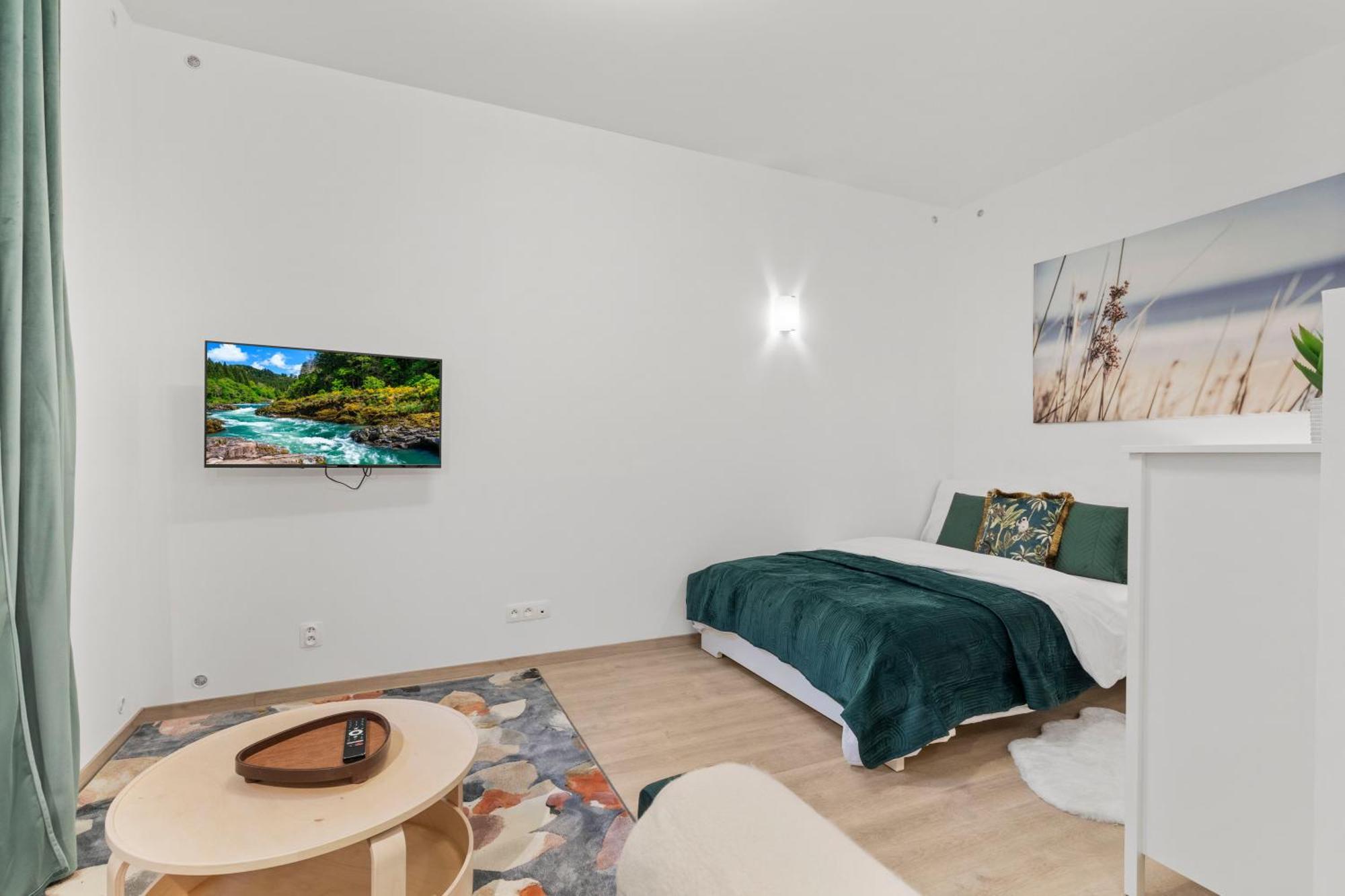 Garden Haven Studio In Old Town Bratislava Exterior photo